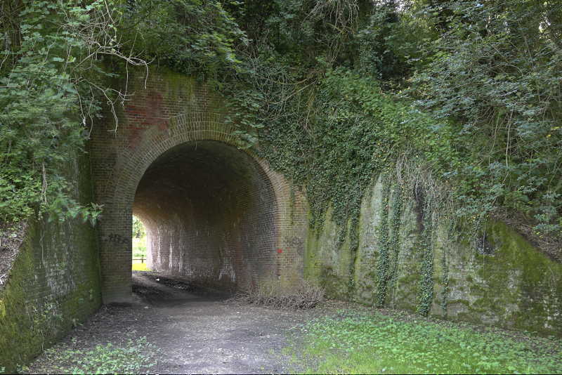 Tunnel Eys